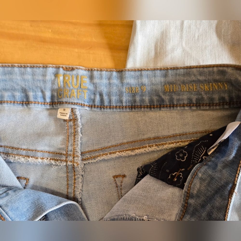 True Craft Light Blue Women's Skinny Jeans - Picture 3 of 5